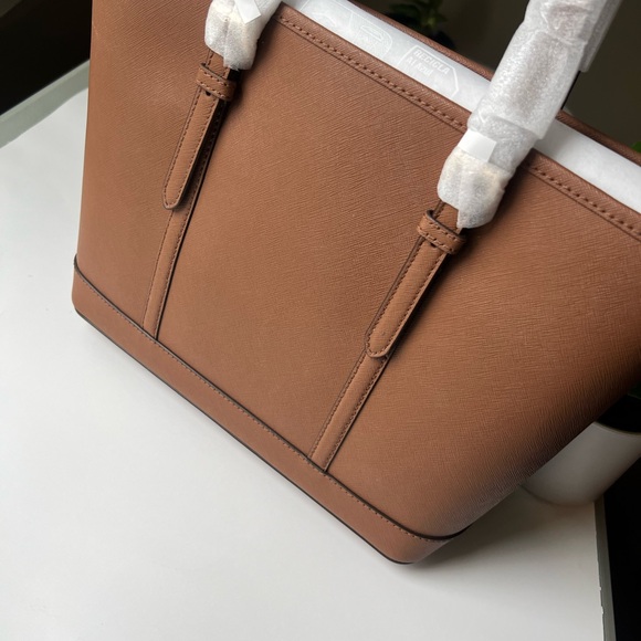 Michael Kors Sofiano  Leather Top-zip tote bag. NWT - Picture 6 of 12